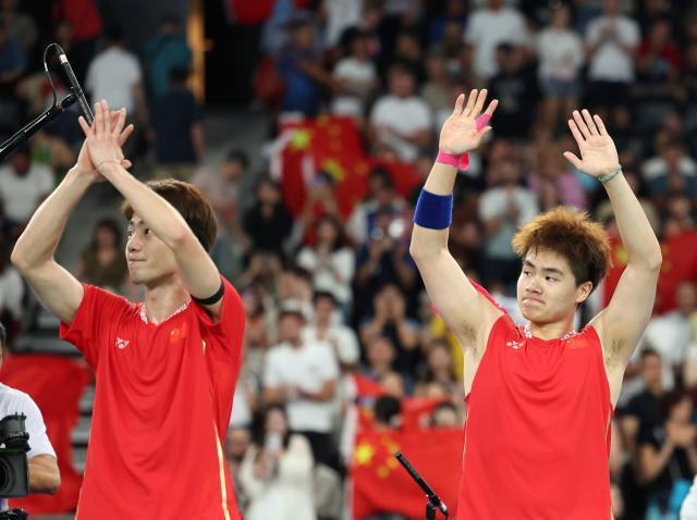 1722794058691053924.jpg 巴黎奥运会|羽毛球——男双:梁伟铿_王昶晋级决赛XxjpseC011370_20240802_MVPFN0A001.jpg